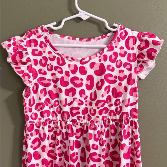 SHEIN Pink Leopard Kids Dress - Picture 2 of 3